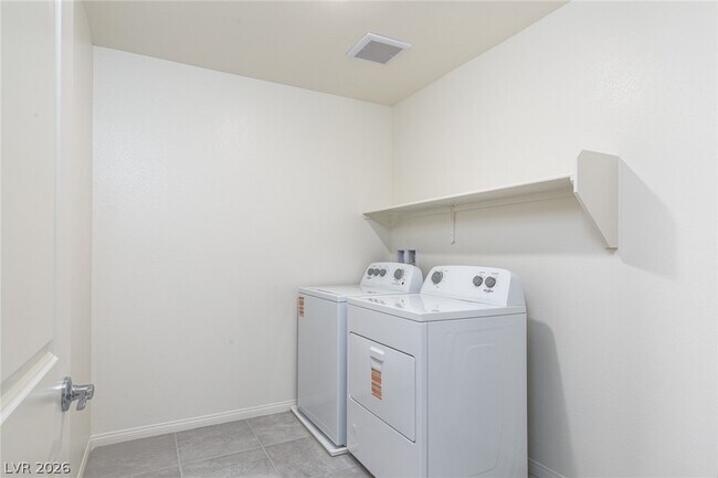 Building Photo - 4489 Ginger Hls Ave