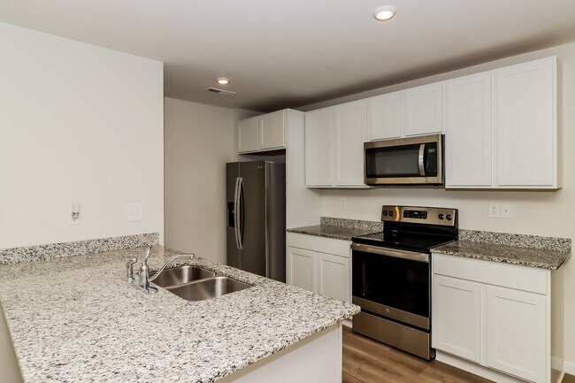 Building Photo - 295 Century Dr