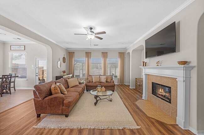 Building Photo - 2153 Summit Mist Dr