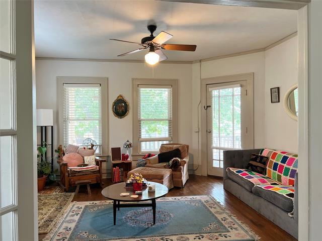 Building Photo - 420 W Franklin St