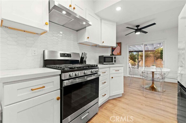 Building Photo - 4351 E Calle De Carlos