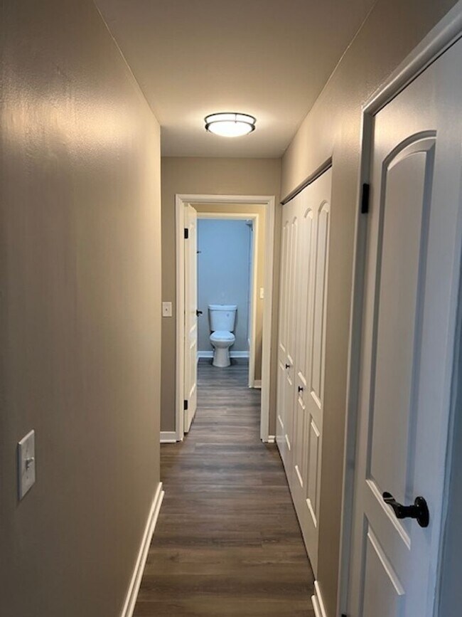 Building Photo - 1700 Light Road