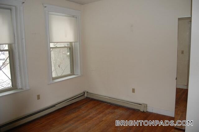 Building Photo - 8 Ransom Rd