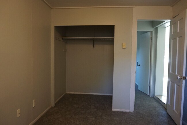Building Photo - 3670-3672 Atlas Way