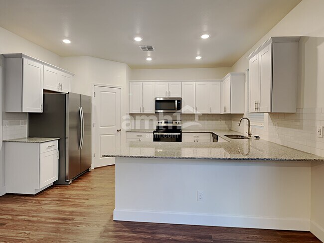 Building Photo - 669 West Bosal Dr
