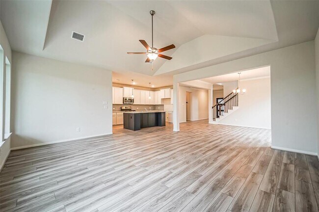 Building Photo - 2710 Bayrose Dr