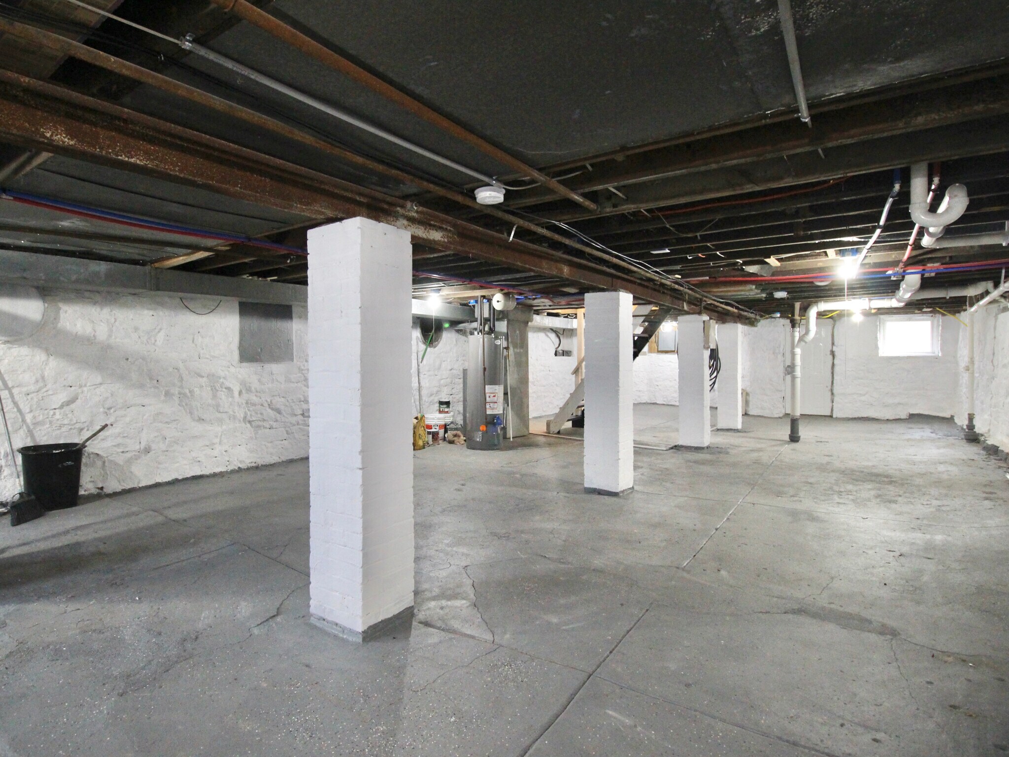 Building Photo - 3526 Vista Ave