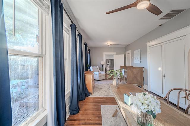 Building Photo - 5822 Belmont Ave