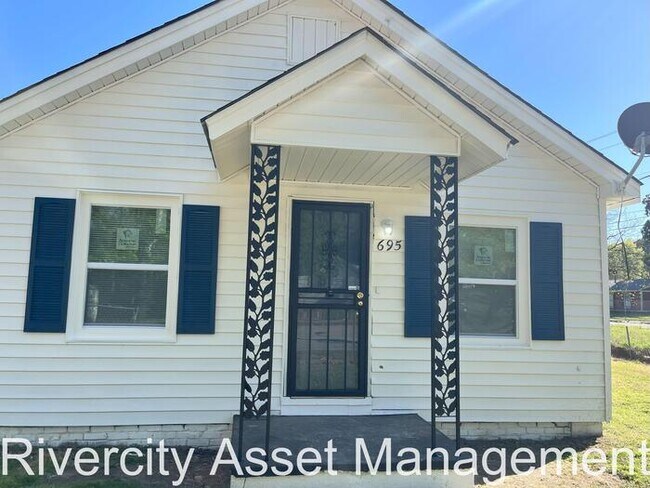 Primary Photo - Cute & Quaint Renovated Home!!! Section 8 Welcomed !!!!!!