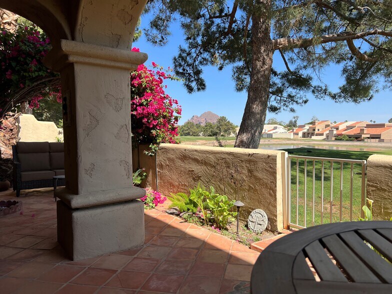 Building Photo - 6137 N 28th Pl