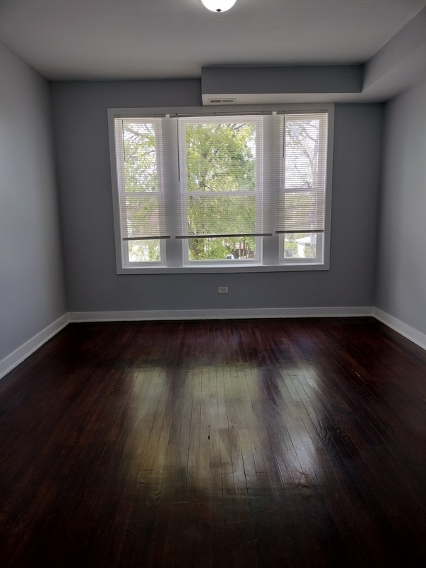 Building Photo - 1413 W 66th St