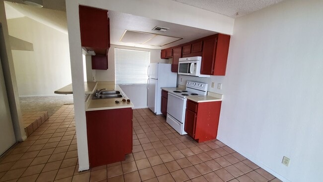 Building Photo - 5429 Centurion Ct