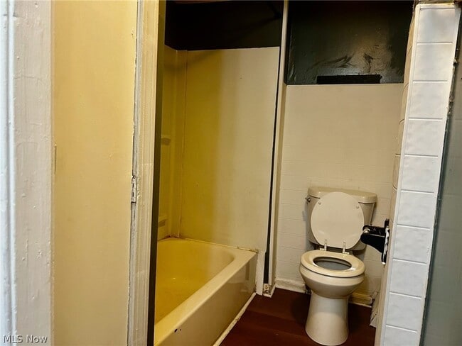 Building Photo - 3508 Independence Rd