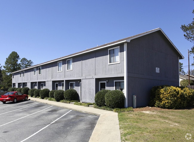 Foxrun Townhouses - Fox Run
