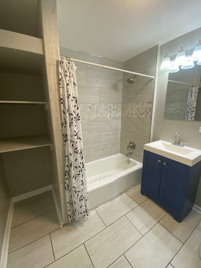 Building Photo - Clean, Updated Home – Schedule Your Showing Now!