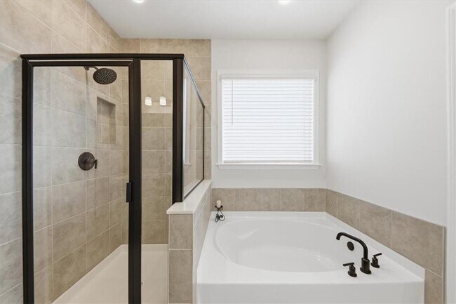 Building Photo - 3939 Alderstone Dr