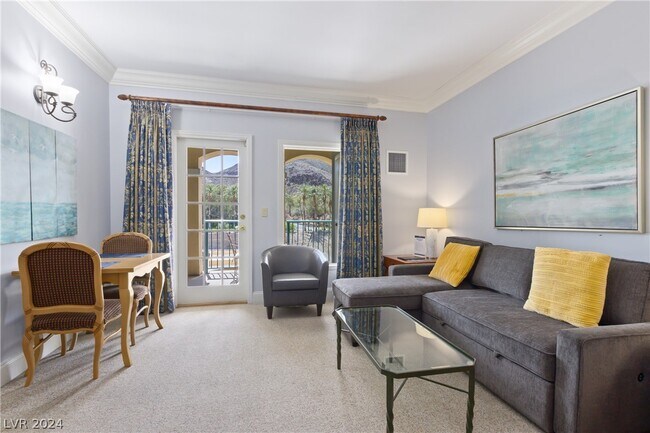 Building Photo - 30 Strada Di Villaggio