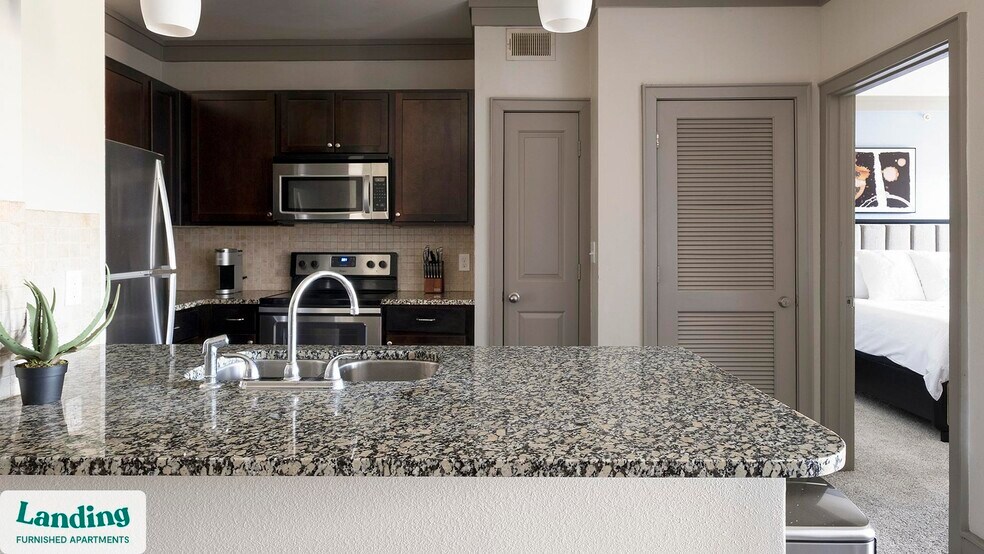 Building Photo - 18021 Kingsland Blvd