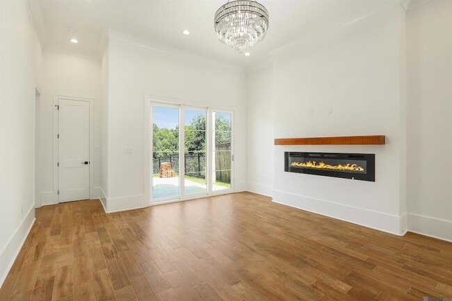 Building Photo - 18171 Vis-A-Vis Ave