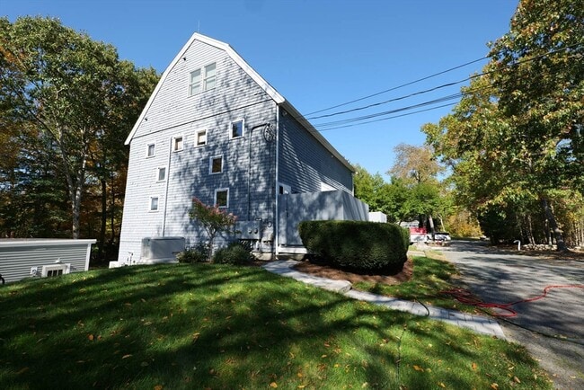 Building Photo - 23 Winter St