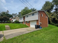 Building Photo - 408 Hazelnut Dr