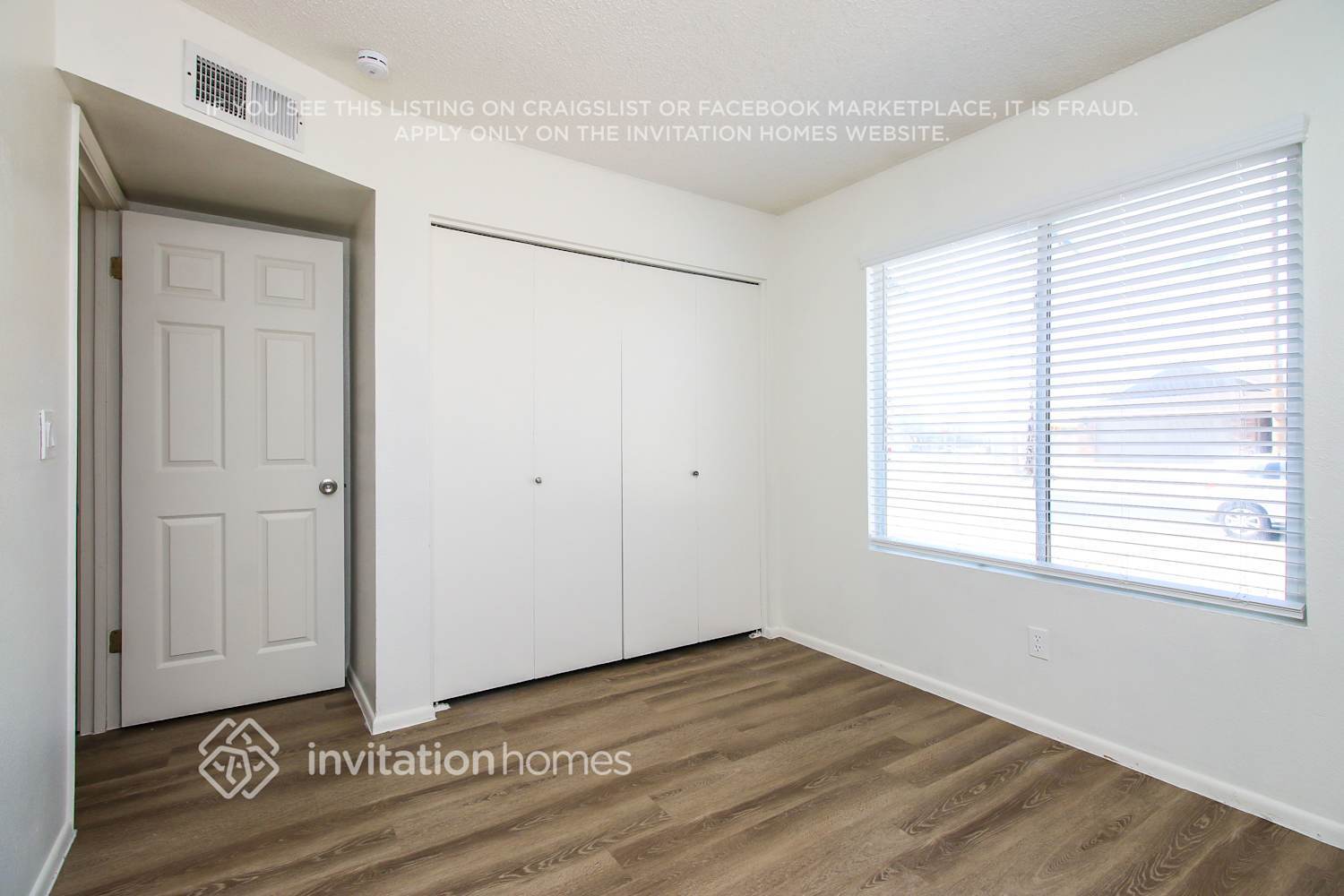Building Photo - 2551 E Diamond Cir