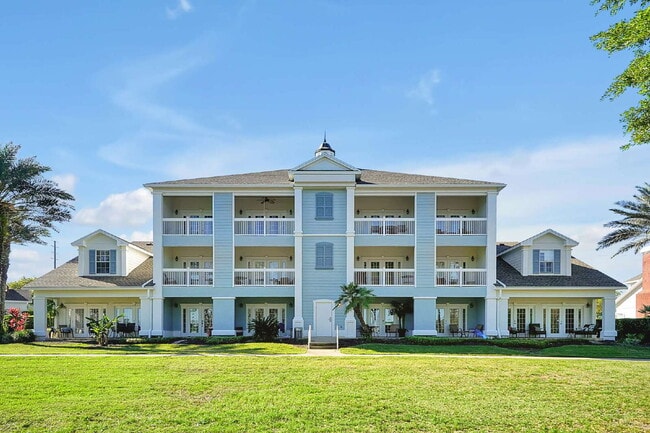 Building Photo - "Beautifully Furnished 3-Bedroom Condo in Desirable Heritage Crossing"