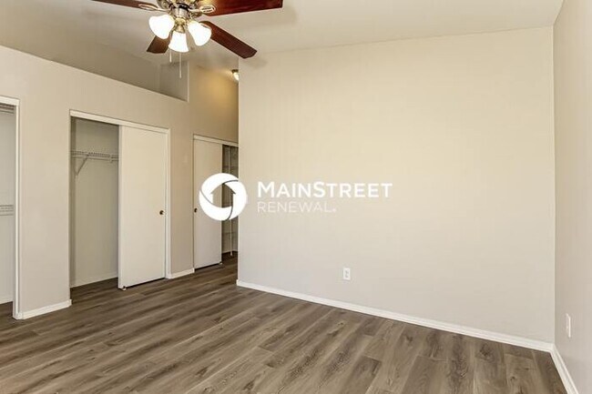 Building Photo - 3 Bedroom Pet-Friendly Home in PEORIA, AZ with Main Street Renewal