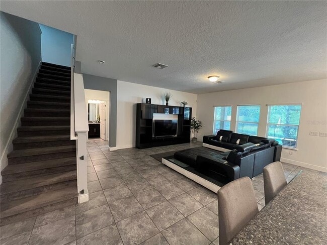 Building Photo - 5240 Landmark Dr