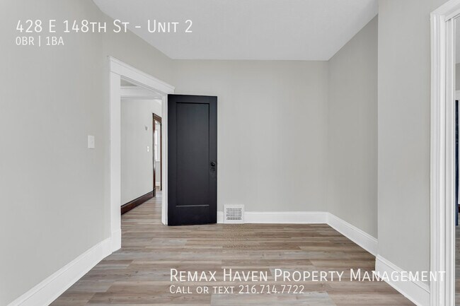 Building Photo - 428 E 148th St
