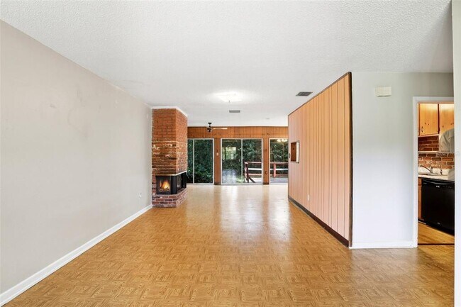 Building Photo - 1622 Arbor Park Dr