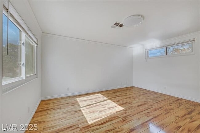 Building Photo - 4351 Satinwood Dr
