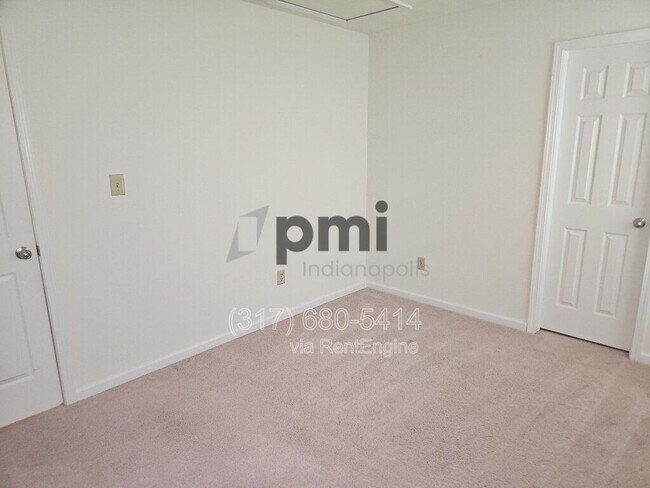 Building Photo - 5240 Castamere Dr