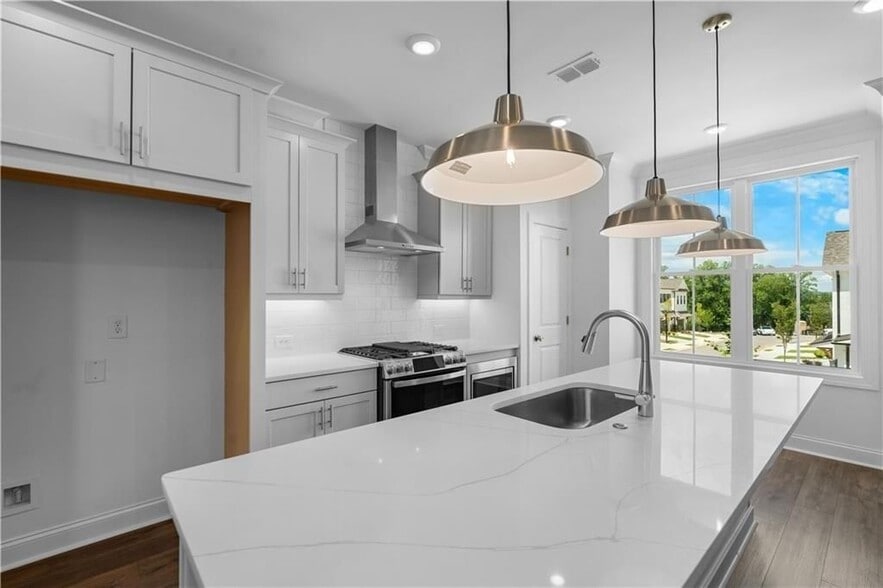 Building Photo - 5440 Howington Ct