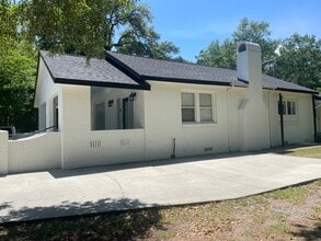 Building Photo - 1000 Dunbar Ave