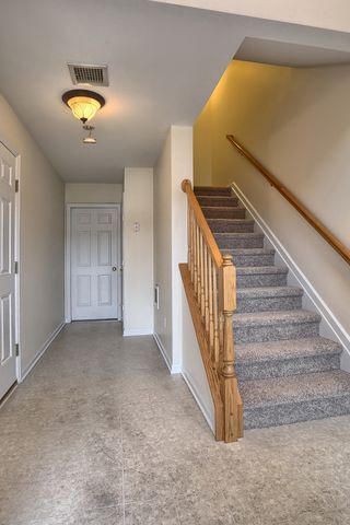 Building Photo - 24 Lismore Pl