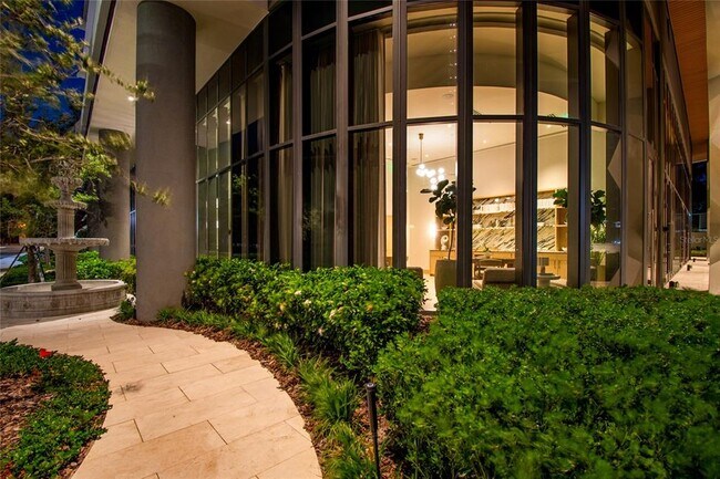 Building Photo - 3015 S Ysabella Ave