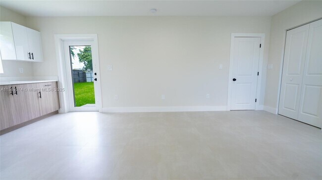 Building Photo - 11820 SW 189th St