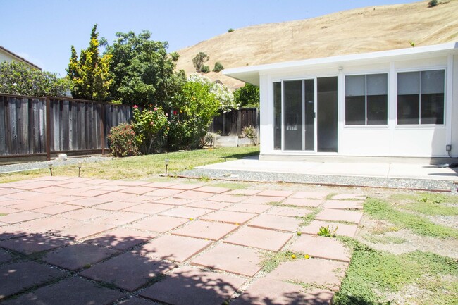 Primary Photo - Cozy Single-Level Home in Niles, Fremont