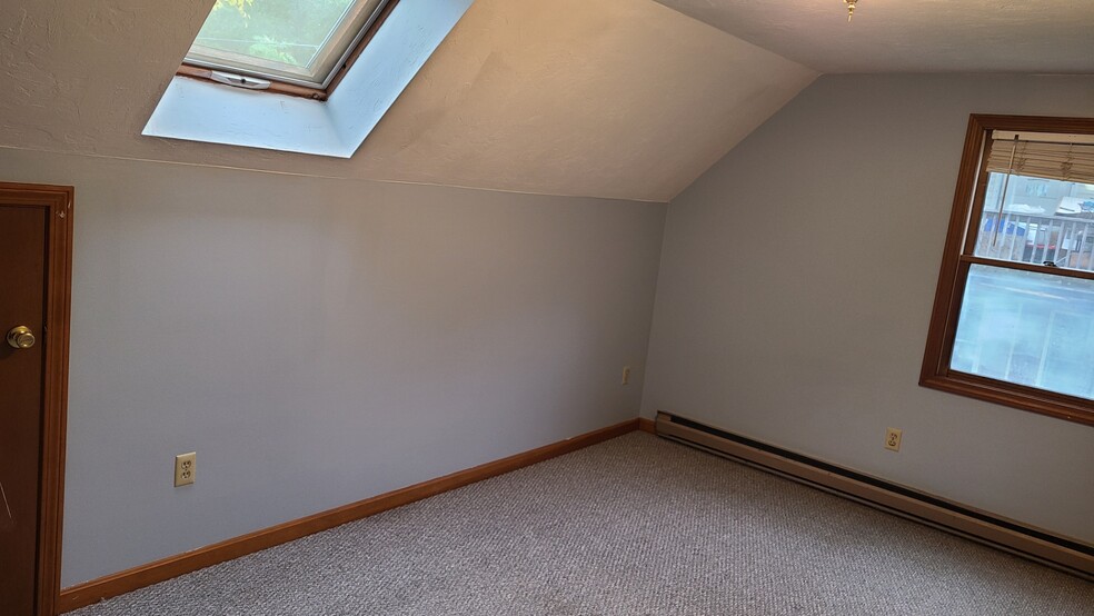2nd Bedroom - 26 Crane St