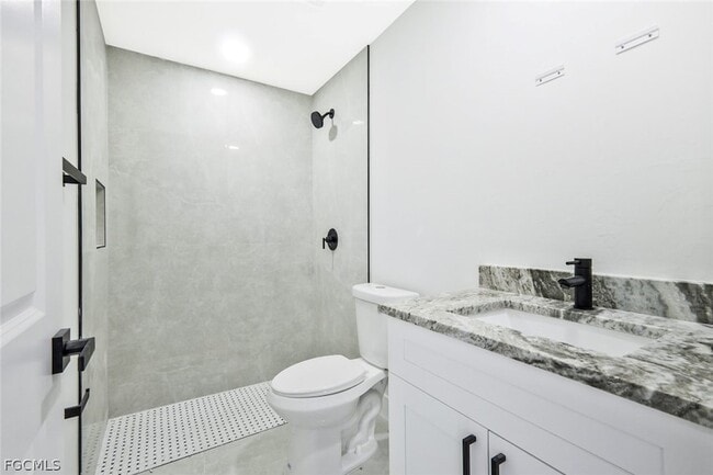 Building Photo - 3411 27th St SW