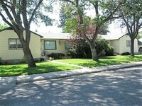 Building Photo - 524 Avenue E