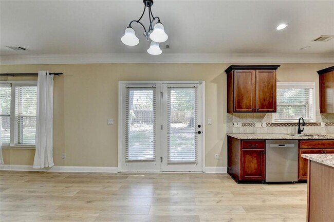 Building Photo - 11116 Densford Way