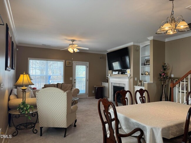 Building Photo - 2044 Metacomet Way