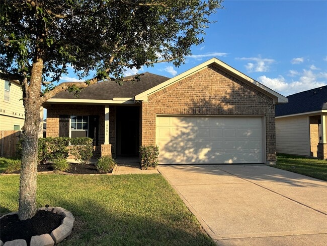 Building Photo - 10806 Woodwind Shadows Dr