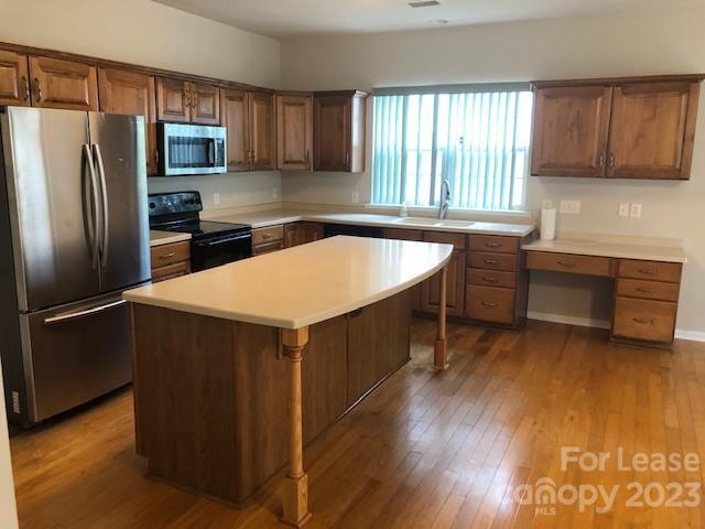 Building Photo - Spacious 5-Bedroom, 3-Bathroom Home Ideal ...