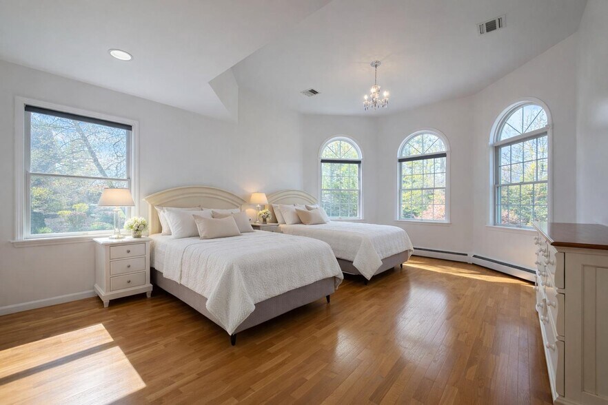 Building Photo - 12 Fortune Way