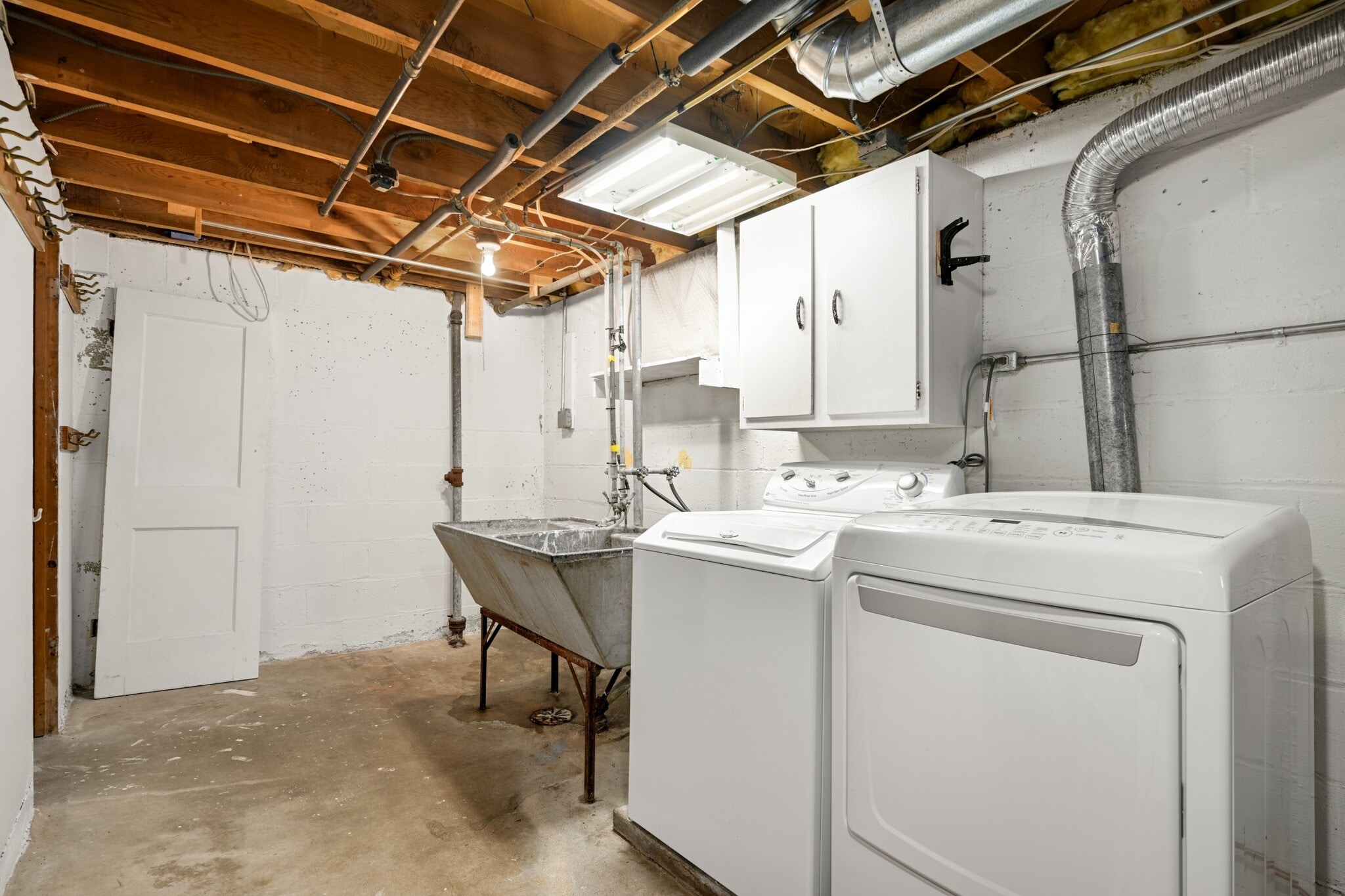 Laundry in basement - 2820 Idaho Ave S