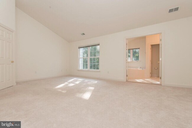Building Photo - 22 Calabash Ct