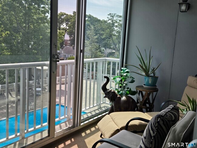 Building Photo - 1 Strawberry Hill Ave